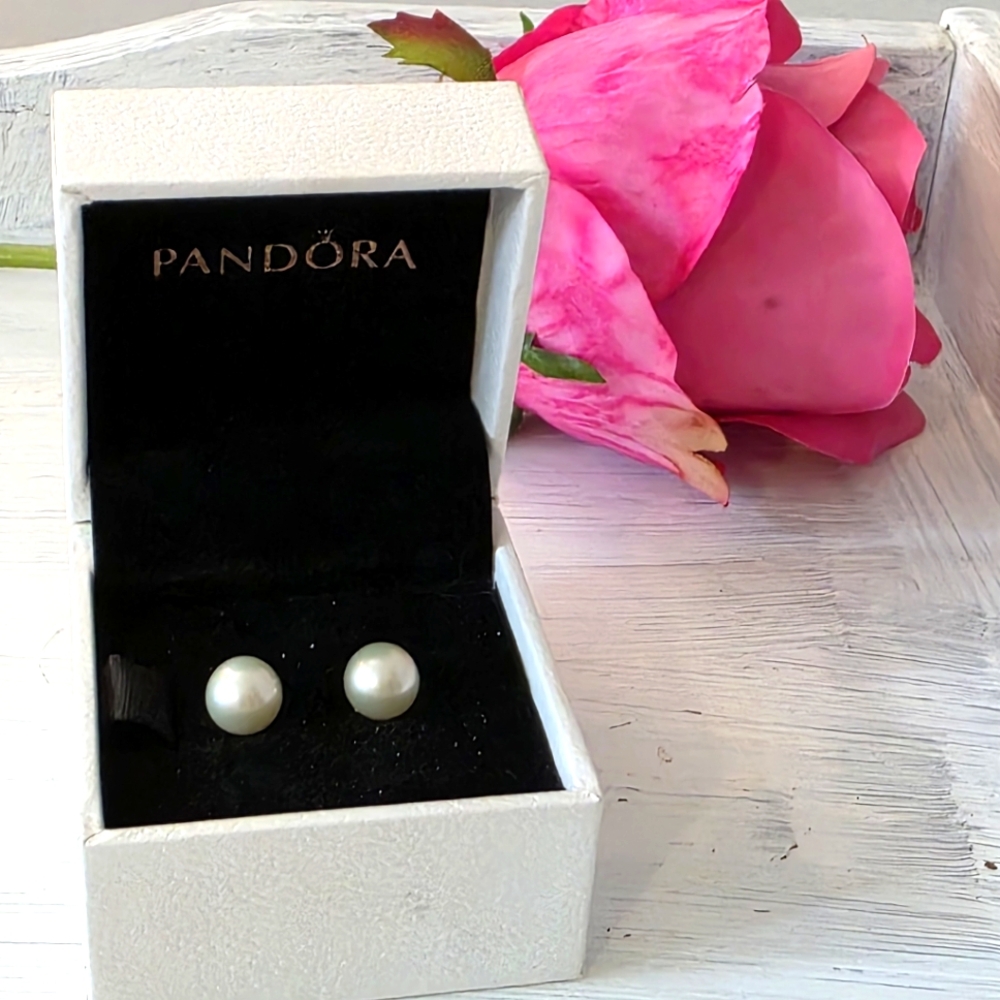 Pandora White Pearl 14k Yellow Gold Plated Stud Earrings